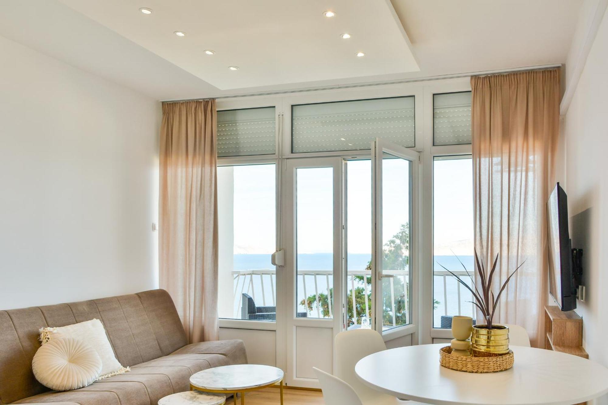 Apartman Elena 塞尼 外观 照片